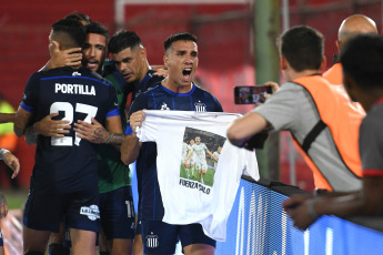 Buenos Aires, Argentina.- En las fotos tomadas el 19 de febrero del 2024, Barracas Central enfrenta a Talleres, por la fecha 6 del torneo Argentina - Copa LPF 2024 en el Estadio Tomás Ducó. Barracas superó 2-1 a Talleres. Los goles del partido para el local los anotaron Marco Iacobellis (1' 1T) y Maximiliano Zalazar (4' 2T). Mientras que el gol de visitante lo hizo Gastón Benavídez (31' 1T).