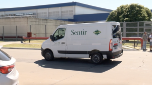 Llegada del cuerpo de Emiliano Sala al Aeropuerto Internacional de Ezeiza