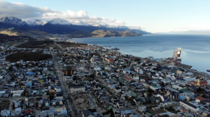 Vista aérea de Ushuaia, Tierra del Fuego